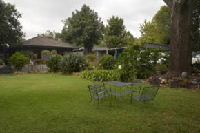 Pender House Cottage Melrose